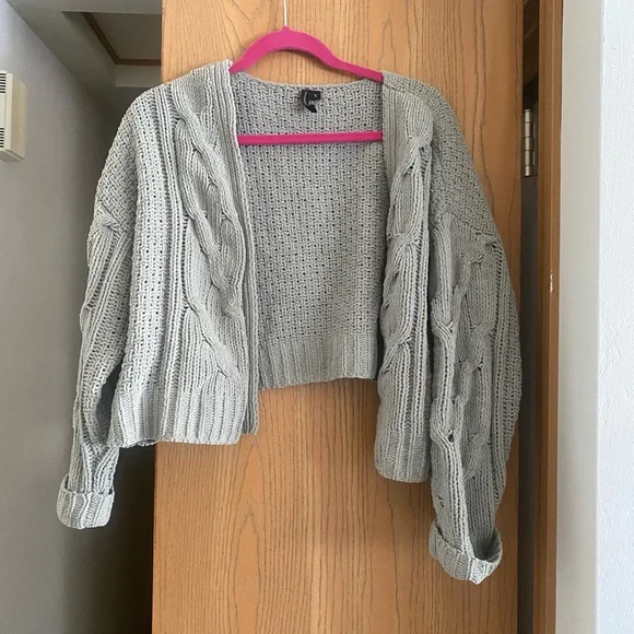 Chunky Gray Cable Knit Cropped Cardigan - Picture 1 of 3
